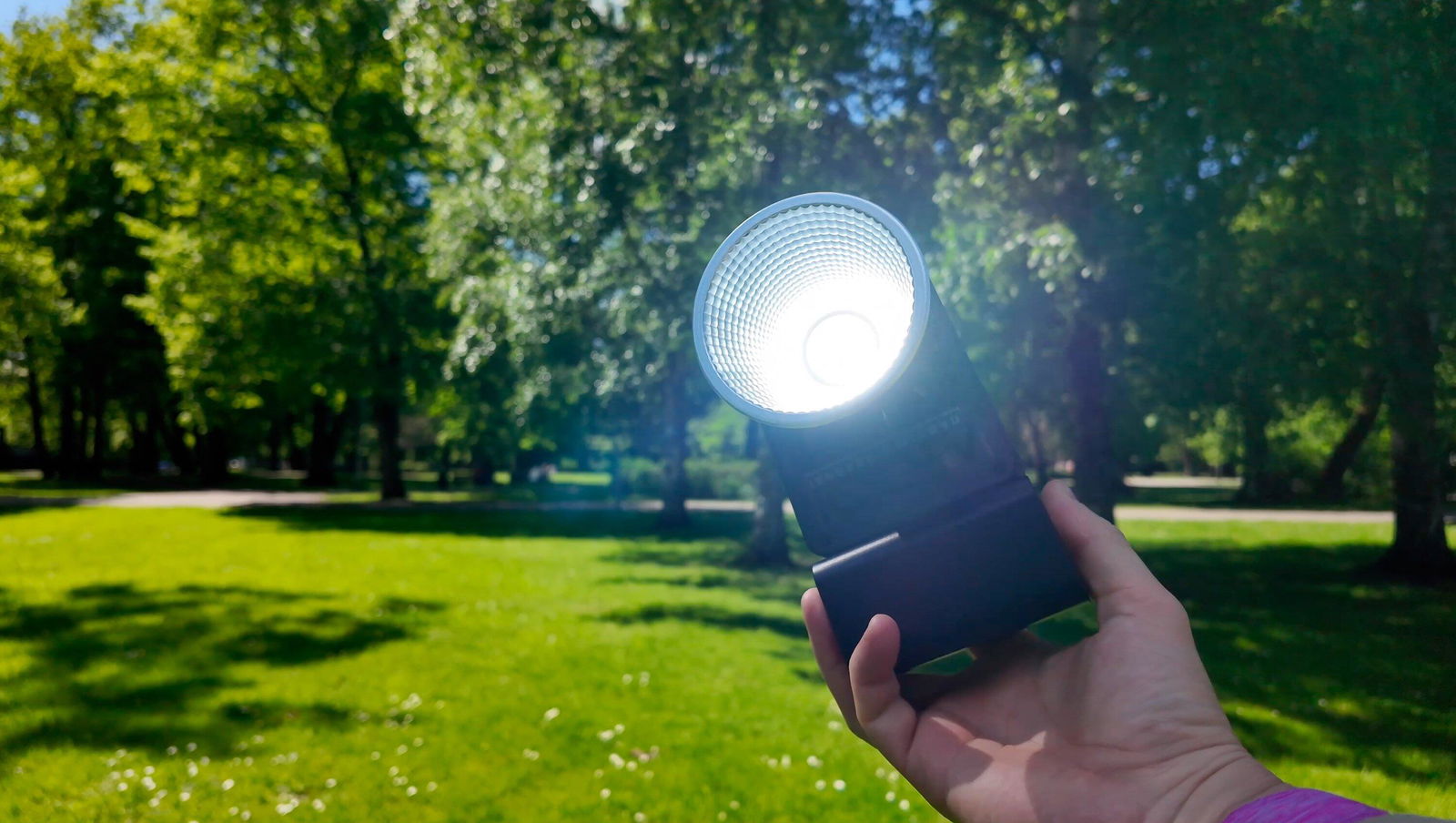 ZHIYUN CINEPEER CX100 | 100W High Power Professional Portable LED