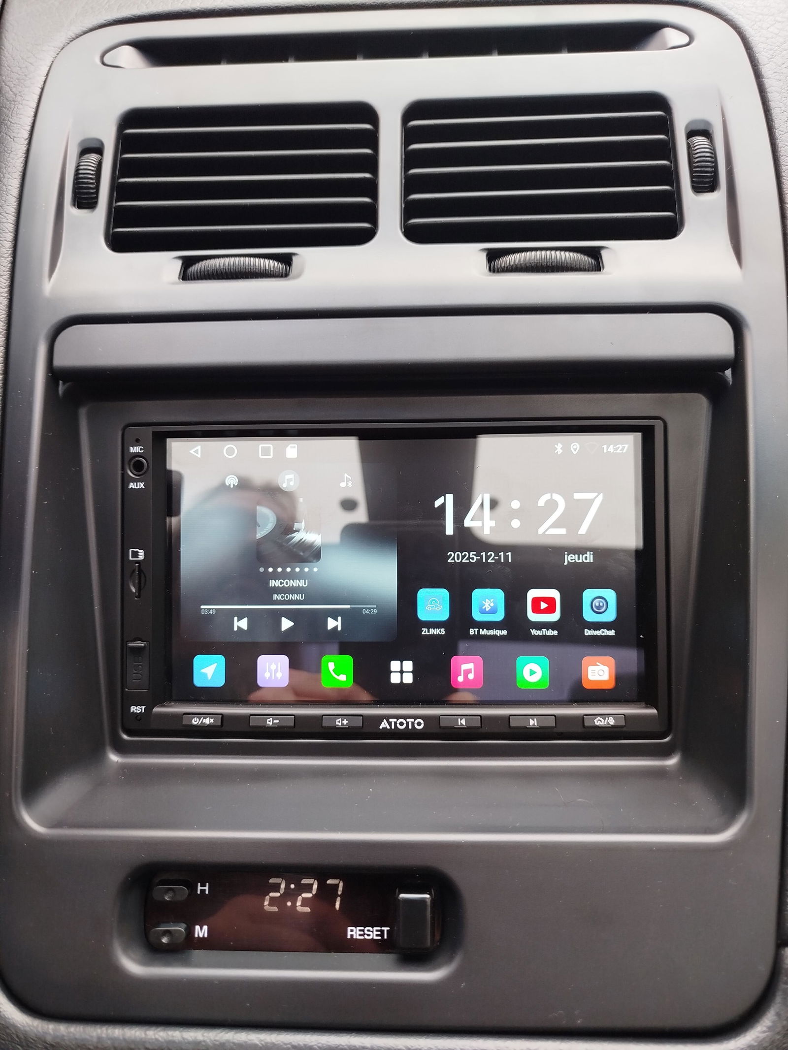 ZSPEC LHD Double-Din Radio Bezel w/Brackets for 90-99 Nissan Z32 300zx